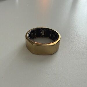 Ōura Ring—Gold